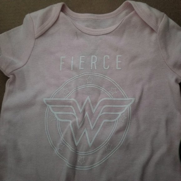 DC Wonder Woman Onesie (18 months) 100% cotton - Picture 2 of 6